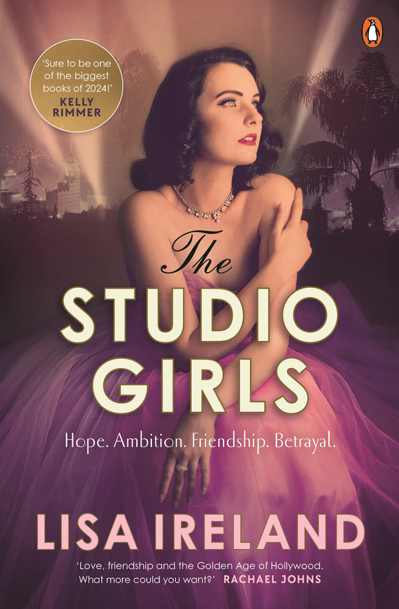 The Studio Girls - Lisa Ireland
